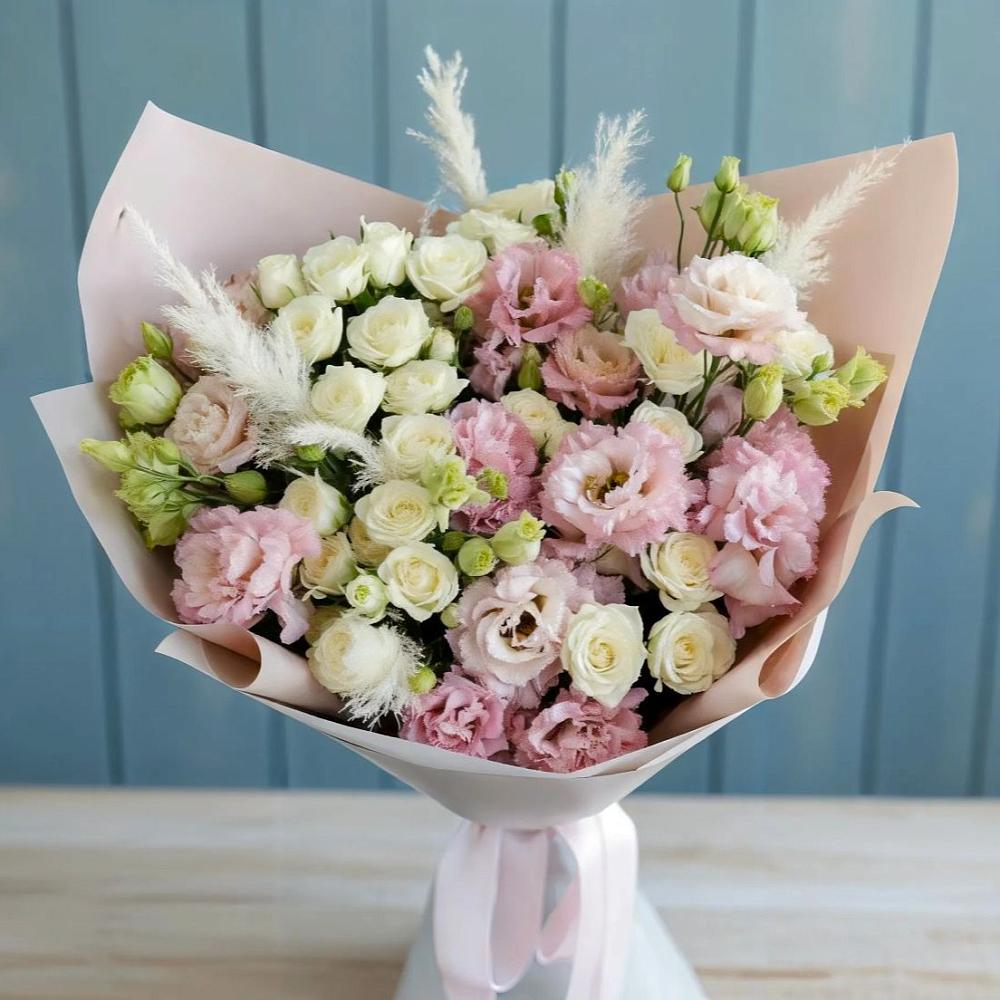 Букет цветов из: Альстромерии и Розы в Великоархангельском