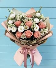 Букет цветов из:  Розы, Альстромерии и Лизиантусы в Великоархангельском