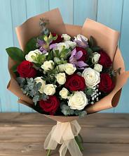 Букет цветов из:  Розы и Альстромерии в Великоархангельском