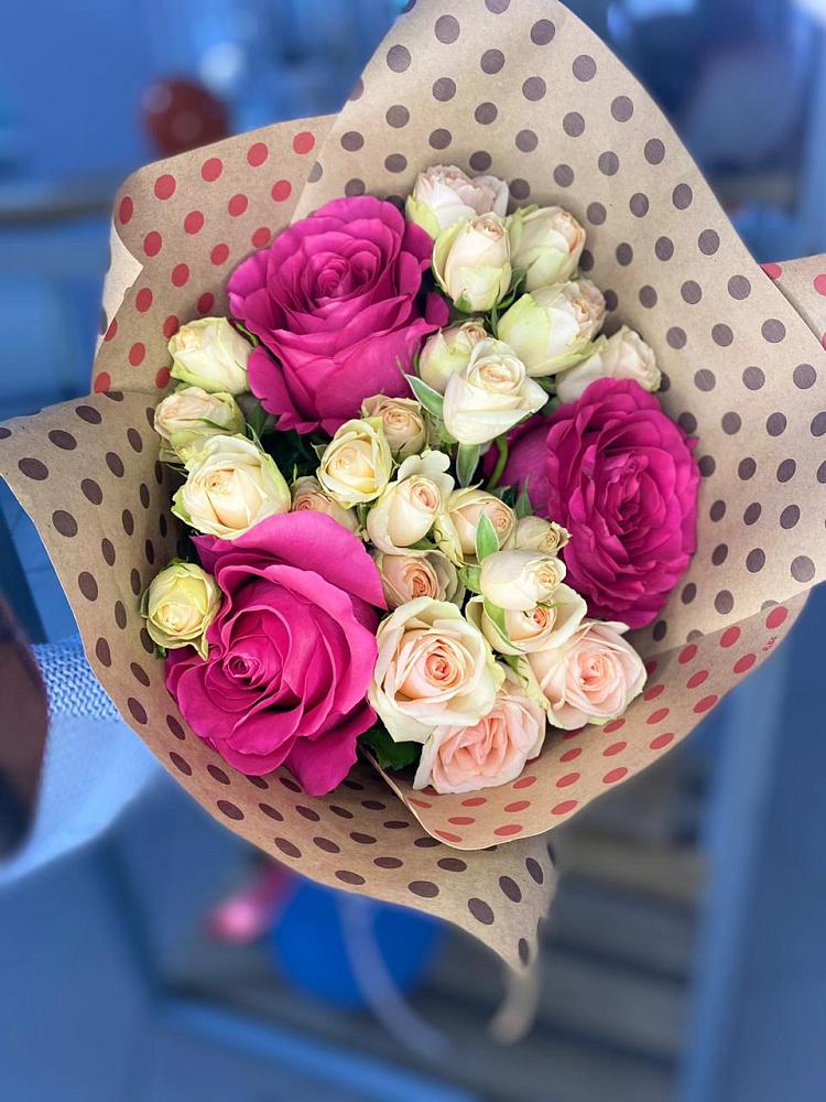 Букет цветов из: Розы в Великоархангельском