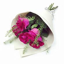 Букет цветов из:  Розы в Великоархангельском