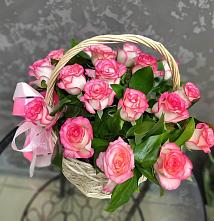 Цветочная композиция из Розы в корзине #REPLACE_PRED# Великоархангельском