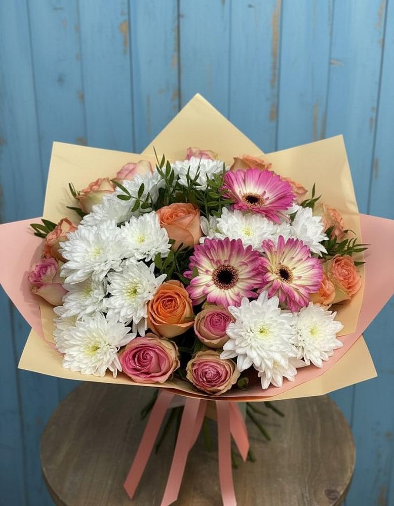 Букет цветов из: Розы, Герберы и Хризантемы в Великоархангельском