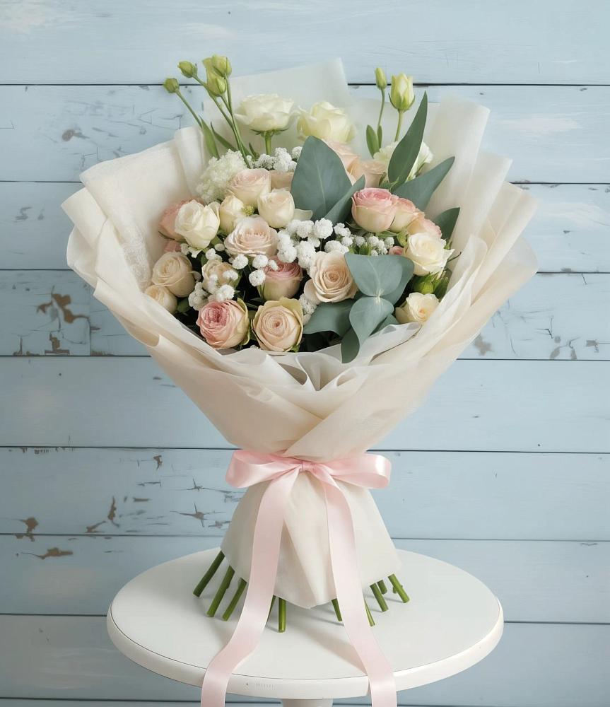 Букет цветов из: Розы и Лизиантусы в Великоархангельском