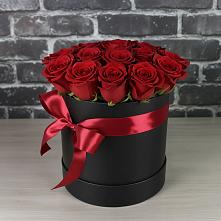 Цветочная композиция из Розы в шляпной коробке #REPLACE_PRED# Великоархангельском