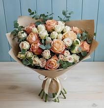 Букет цветов из:  Альстромерии и Розы в Великоархангельском